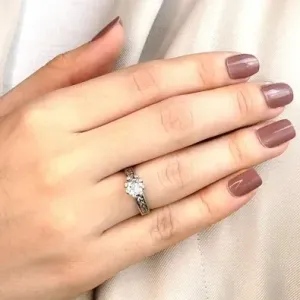 ANEL CHUVERINHO GRANDE COM ZIRCONIA
