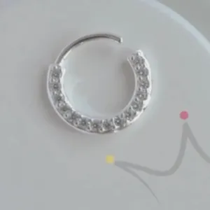 PIERCING CRAVEJADO PARA FURO