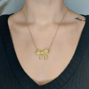 COLAR DE LAÇO EFEITO CRAVEJDADO