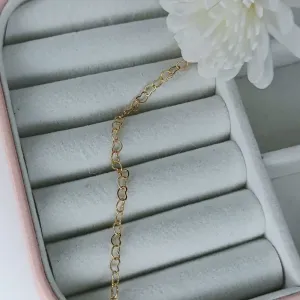 PULSEIRA DE CORAÇÃO VAZADO CORRENTE