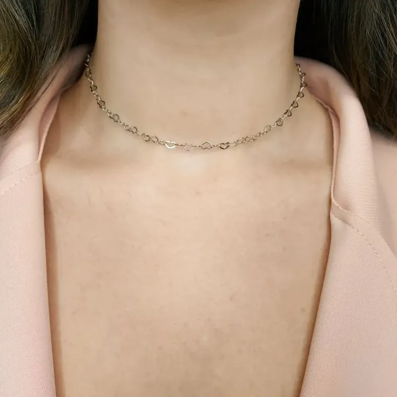 CHOKER CORAÇÃO VAZADO 35 CM