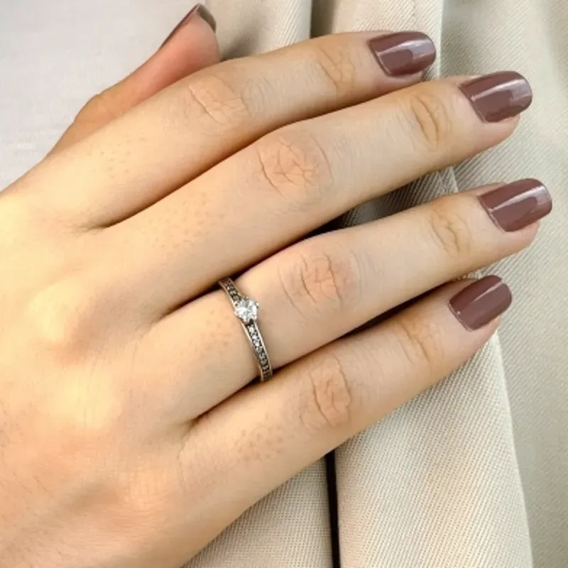 ANEL CHUVERINHO PEQUENO COM ZIRCONIA