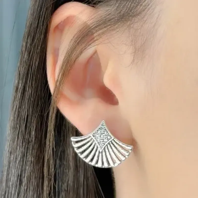 BRINCO LEQUE COM ZIRCONIA PRATA