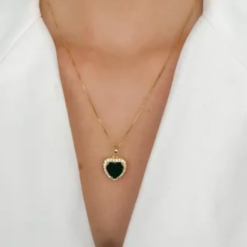 COLAR  CORAÇÃO COROA PEDRA ESMERALDA CRAVEJADO