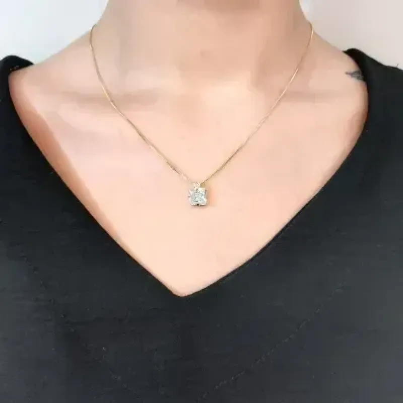 COLAR QUADRADINHO CRISTAL COM PONTO DE ZIRCONIA