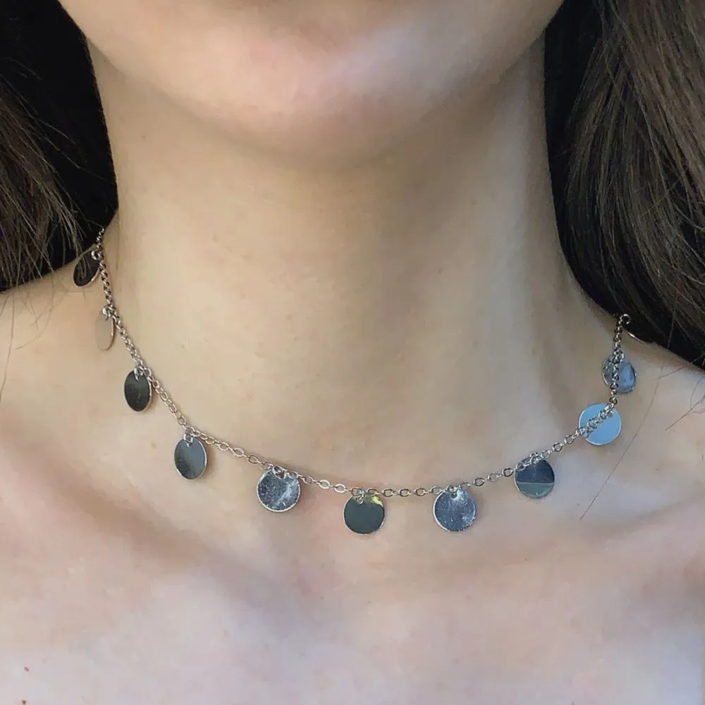 CHOKER ELO COM CHAPINHAS