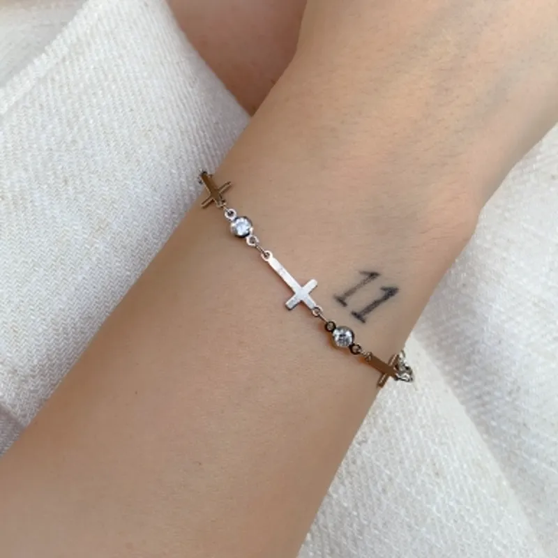 PULSEIRA CRUZ COM PONTO DE ZIRCONIA