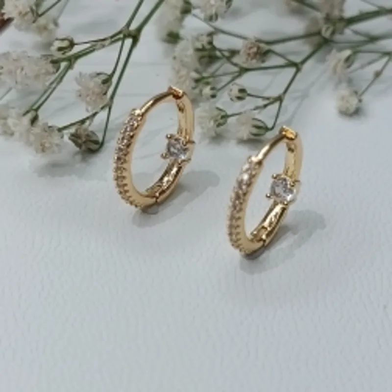 ARGOLA CLICK CRAVEJADA COM 1 ZIRCONIA