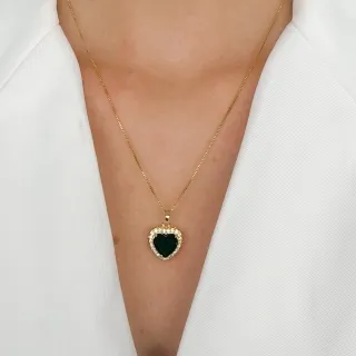 COLAR  CORAÇÃO COROA PEDRA ESMERALDA CRAVEJADO