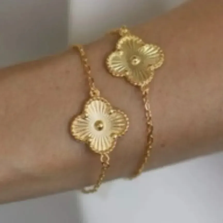 PULSEIRA 1 TREVO VINTAGE
