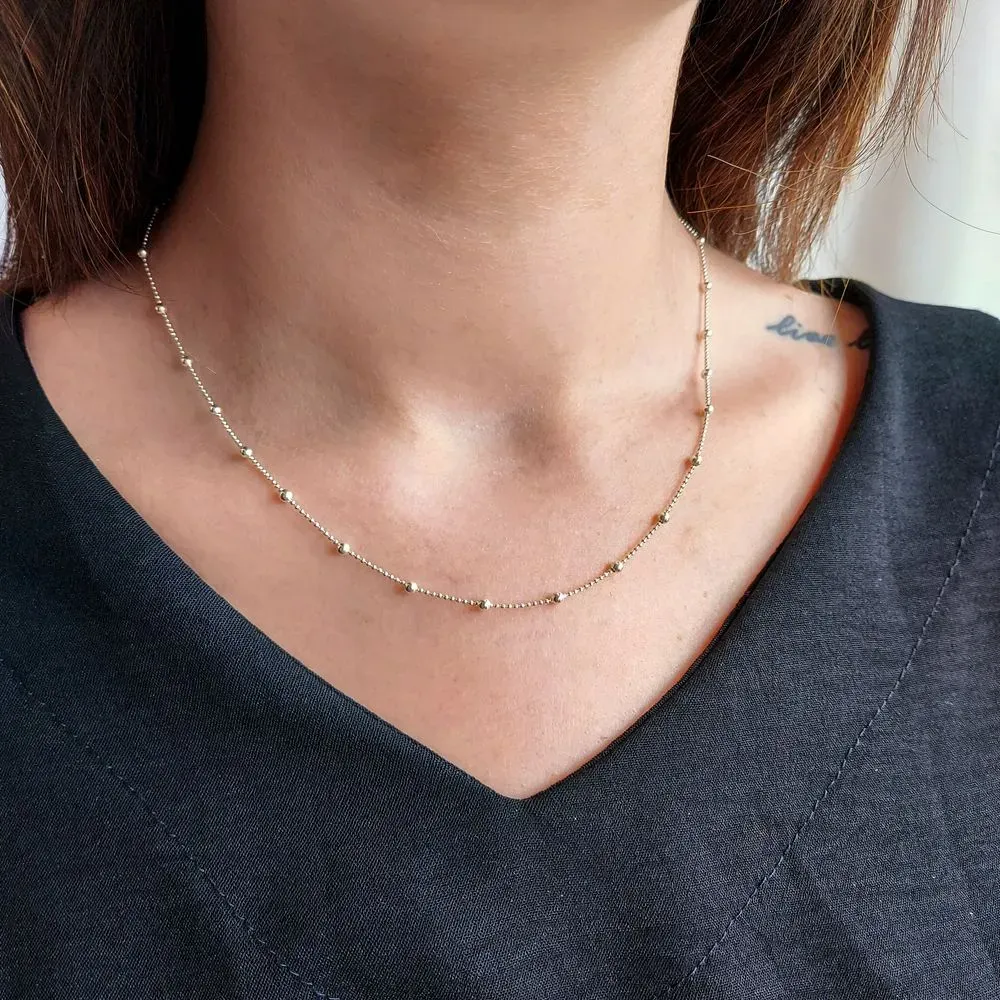 CHOKER DE BOLINHAS