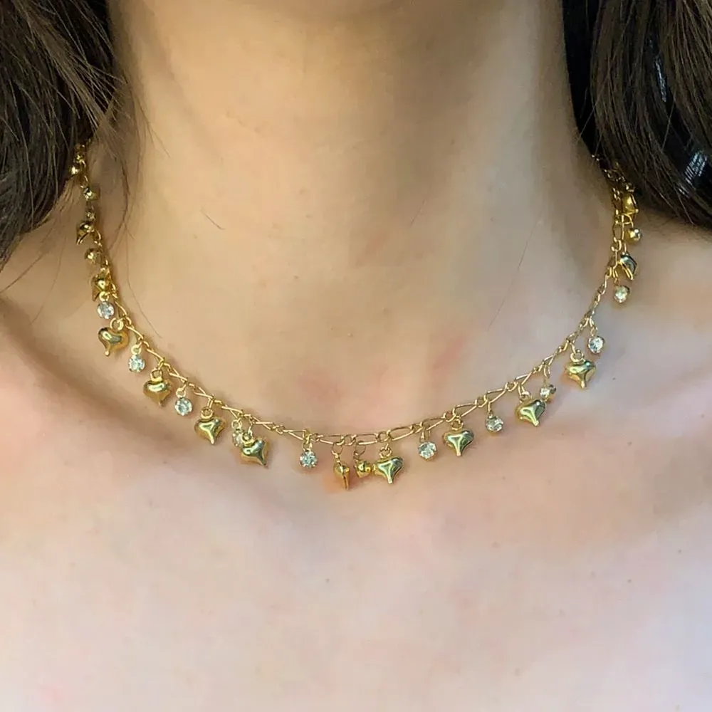 CHOKER DE CORAÇÃO COM PONTO DE ZIRCONIA