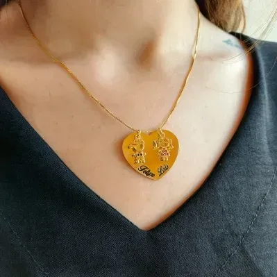 COLAR DE CORAÇÃO CASAL COM NOME PERSONALIZADO