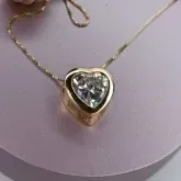 COLAR DE CORAÇÃO DE PEDRA CRISTAL GRANDE